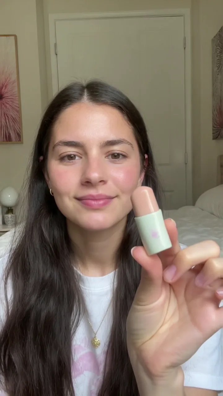 Vertical UGC lip balm pitch